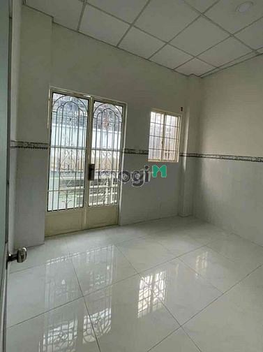 Hình ảnh Bán nhà đường Trần Não-Q2, 50m2, 1tỷ490, SHR