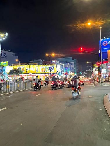 Hình ảnh Tân Phú -4Tầng -6PN -HXH -Gần MT
