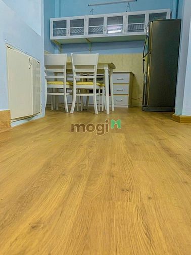 Hình ảnh Bán nhà phố CMT8 Quận 10 sổ sẵn