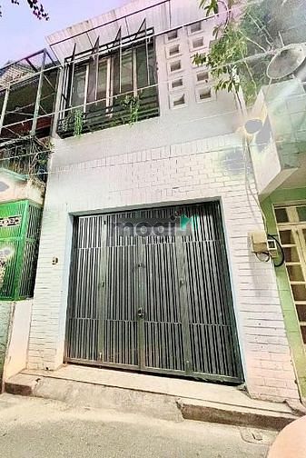 Hình ảnh Bán nhà phố CMT8 Quận 10 sổ sẵn