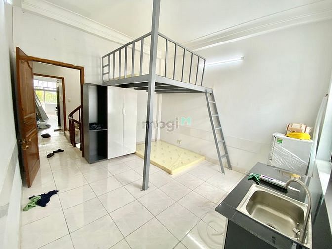 Hình ảnh Cho Thuê DUPLEX, Ngay Ngã Tư Bảy Hiền