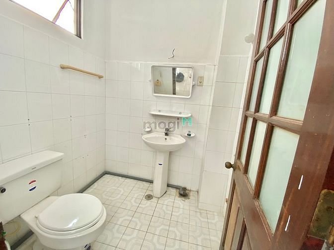 Hình ảnh Cho Thuê DUPLEX, Ngay Ngã Tư Bảy Hiền