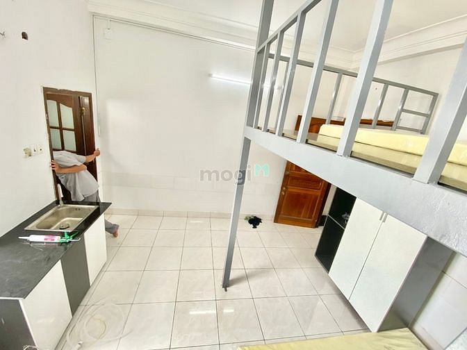 Hình ảnh Cho Thuê DUPLEX, Ngay Ngã Tư Bảy Hiền