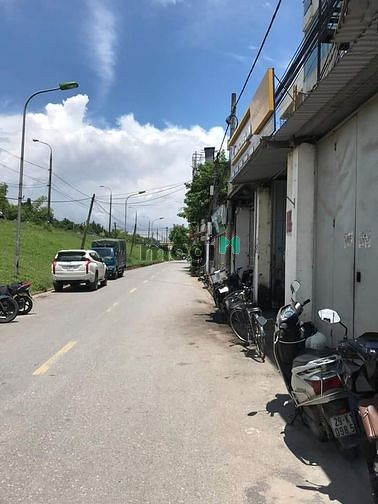 Hình ảnh Mặt phố - rẻ hơn trong ngõ - KD bất chấp - Bán đất mặt phố Bát Khối