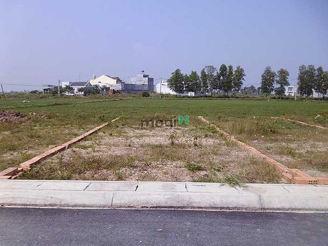 Hình ảnh Đất thổ cư - Gần ngã tư Tân Cảng - 100m2 - 2 tỷ - SHR