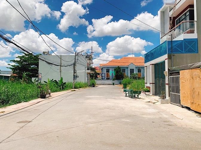 Hình ảnh Bán lô A11 KDC Qui Đức Bình Chánh
