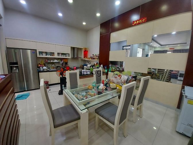 Hình ảnh Nhà Tân Phú 215m2 10x21.6m 20 Tỷ 800 TL