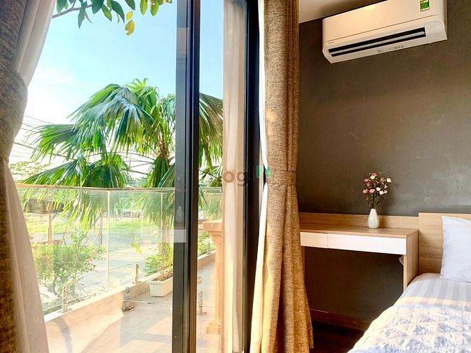 Hình ảnh CHDV full nội thất có bancol sau The Vista bao phí chỉ tính điện đây ạ