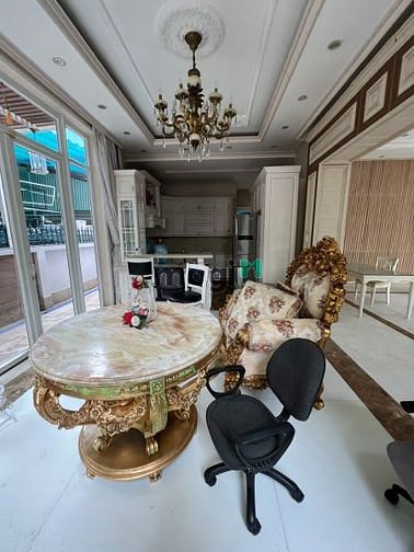 Hình ảnh Cho Thuê Biệt Thự Góc 2MT KDC SADECO Ven Sông Tân Phong Quận 7