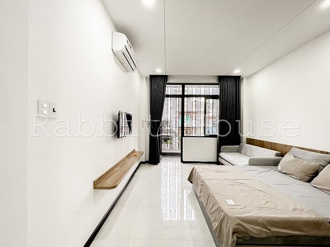 Hình ảnh Studio Mới 100% Full nội thất Balcon Lớn-Thành Thái-Q10 gần Huflit&UEH