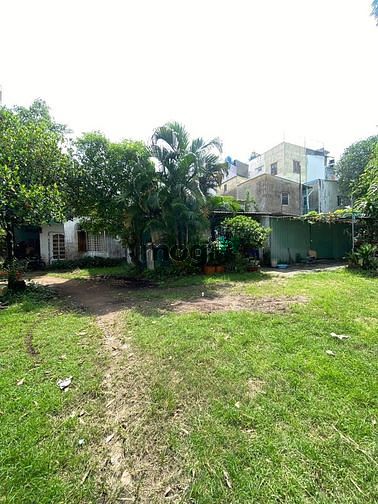 Hình ảnh Đất trống tiện xây dựng 220m2 hẻm xe hơi ở trung tâm Bình Thạnh