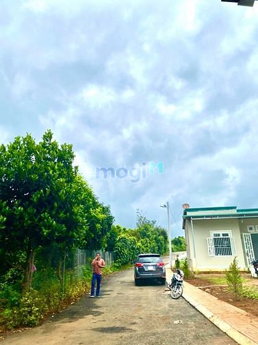 Hình ảnh Bán gấp lô đất mặt tiền 420m2, full thổ cư, sổ hồng riêng