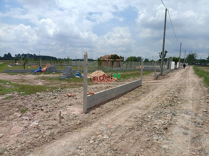 Hình ảnh Cần bán ngay đất xây nhà vườn 1000m2 - Củ Chi