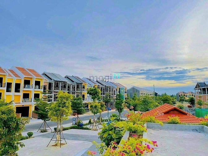 Hình ảnh Sụp hầm nhà đất 3 tầng full nội thất phố cổ Nam Hội An giá chỉ 4,8 tỷ