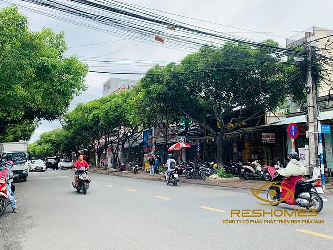 Hình ảnh Đất bán mặt tiền đường phan trung (đường 5 cũ); 600m2 giá 62 tỷ.