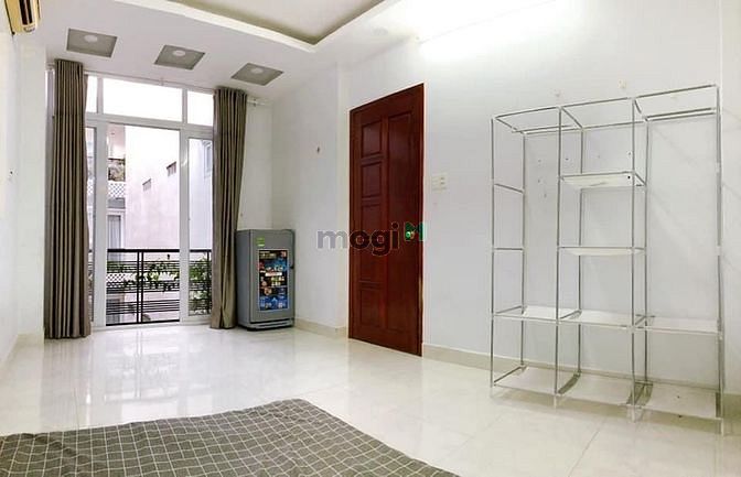 Hình ảnh Phòng full nội thất - ban công thoáng mát