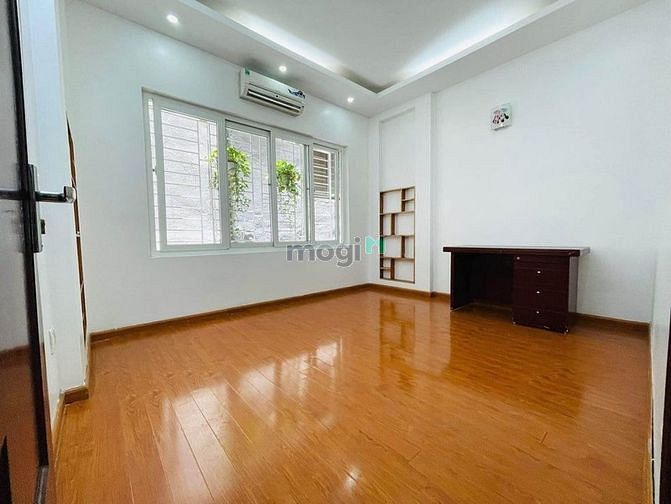 Hình ảnh Bán nhà mặt phố Hoàng văn Thái