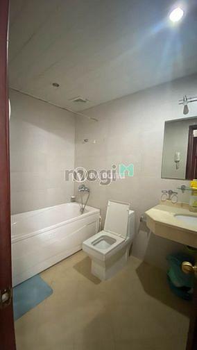 Hình ảnh Bán CHCC 671 Hoàng Hoa Thám Tầng 18 112m 3 ngủ 2VS 4.8 tỷ View Hồ Tây