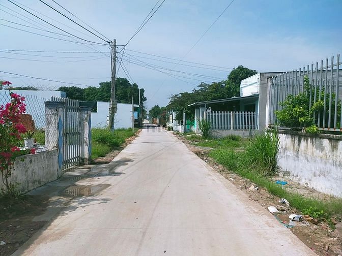 Hình ảnh GIÁ F0 cho anh em, đất full thổ mặt tiền cách chợ BC 1KM