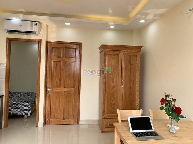 Hình ảnh Căn Hộ Gần Sân Bay Ban Công Lớn 40m2 Tách bếp 1 PN riêng