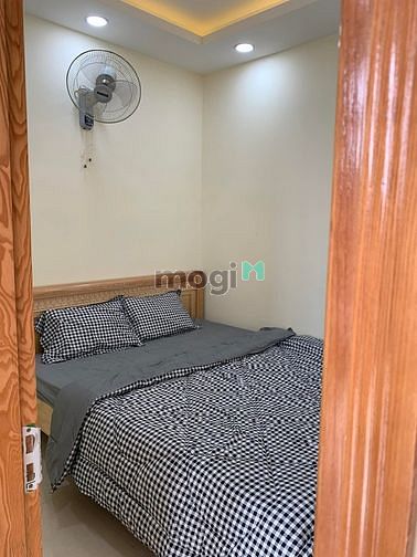 Hình ảnh Căn Hộ Gần Sân Bay Ban Công Lớn 40m2 Tách bếp 1 PN riêng