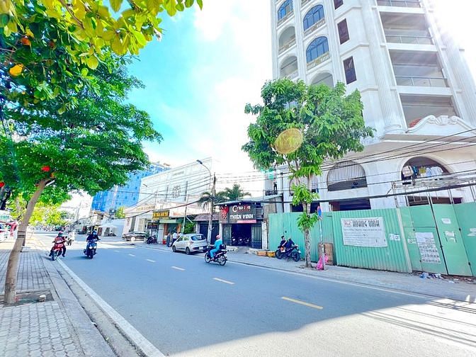 Hình ảnh Bán Nhà Mặt Tiên Đường LÂm Văn Bền