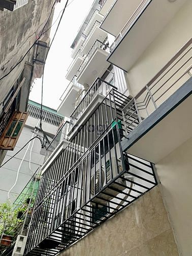 Hình ảnh CCMN Văn Quán mới tinh,6 tầng x 60m2 thang máy,16 phòng khép kín
