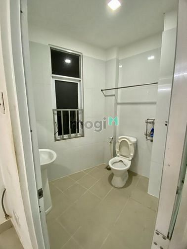 Hình ảnh CHDV Full nội thất ngay Chợ Bà Chiểu