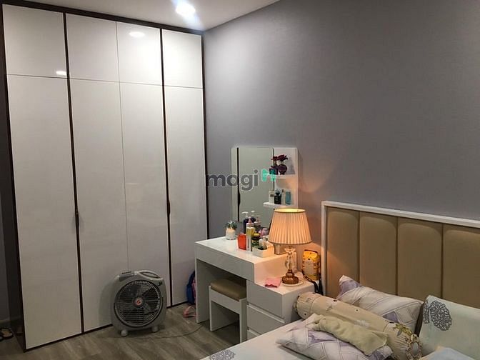 Hình ảnh Cá Mập Ly Dị Bán Gấp CHCC Viva Riverside đường Võ Văn Kiệt, quận 6.