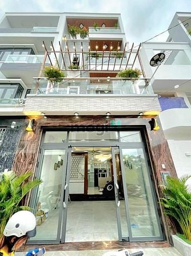 Hình ảnh CHẠY THẬN BÁN LẸ nhà Huỳnh Mẫn Đạt Q5 Chỉ 3 tỷ 880 SHR