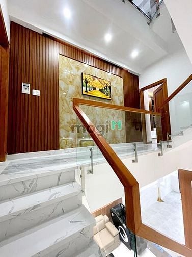 Hình ảnh CHẠY THẬN BÁN LẸ nhà Huỳnh Mẫn Đạt Q5 Chỉ 3 tỷ 880 SHR
