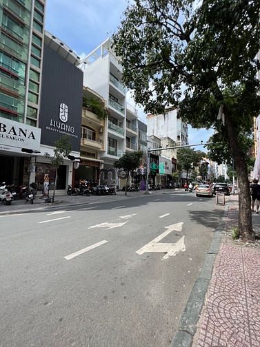 Hình ảnh Cho thuê MT lớn, Dt 4x18m, Lý Tự Trọng, p. Bến Thành, Q1