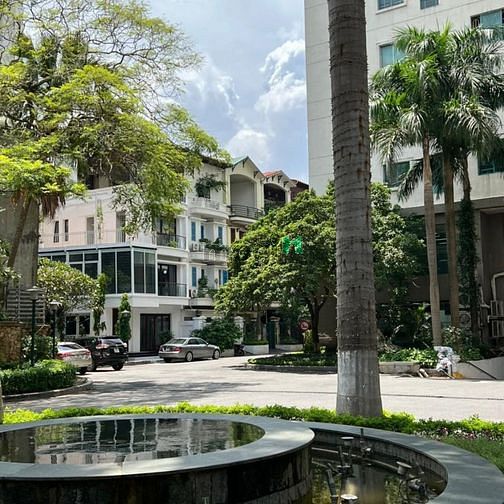 Hình ảnh Bán chung cư 671 Hoàng Hoa Thám, Ba Đình: 200mx2 Tầng, 4PN4VS Full Đồ