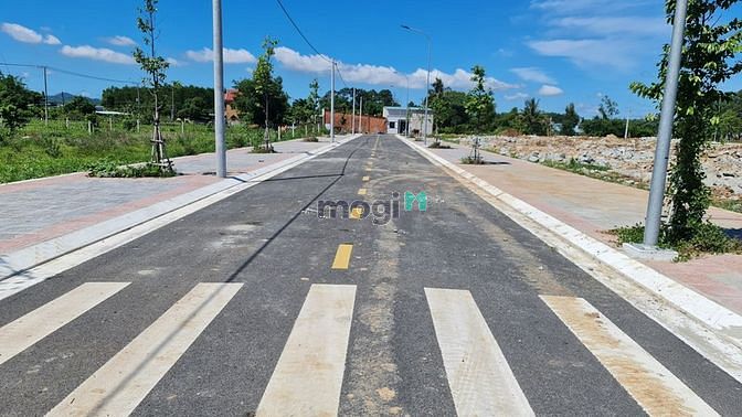 Hình ảnh Đất nền vùng ven 4 triệu/m2, full thổ cư, mặt tiền đường, có sổ hồng