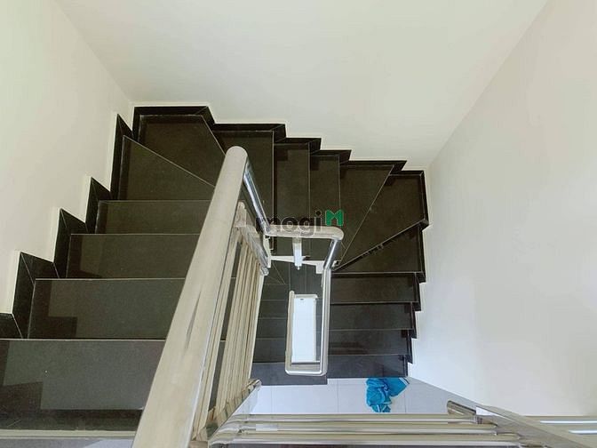 Hình ảnh Nhà bán,Bình Tân, hẻm xe hơi, chỉ nhỉnh 5tỷ,=40tr/mz