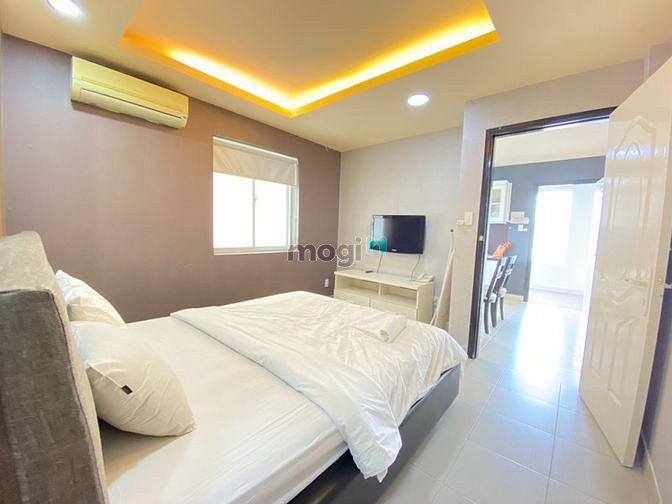 Hình ảnh Cho Thuê Căn Hộ 2PN 2WC , có Thang máy Gần Cv Lê Văn Tám