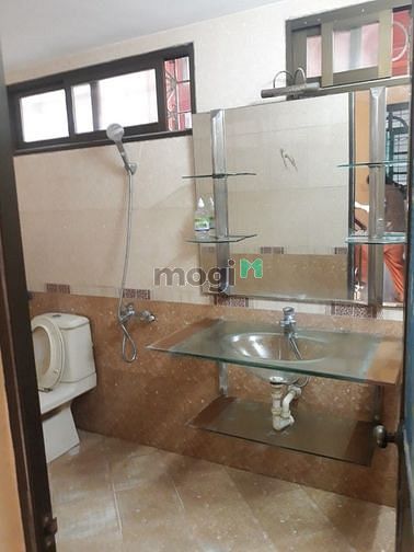 Hình ảnh Cho thuê nhà ngõ 81 Đội Cấn: 35m2, 5 tầng, 13tr