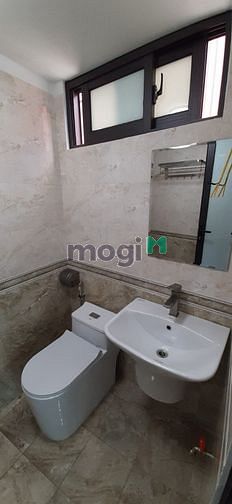 Hình ảnh Nhà mới tinh mặt phố Trần Cung: 75m2, 6 tầng, thang máy 35tr