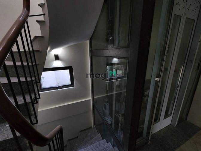 Hình ảnh Bán nhà phố Thái Hà, Đống Đa 42m2, 6t thang máy