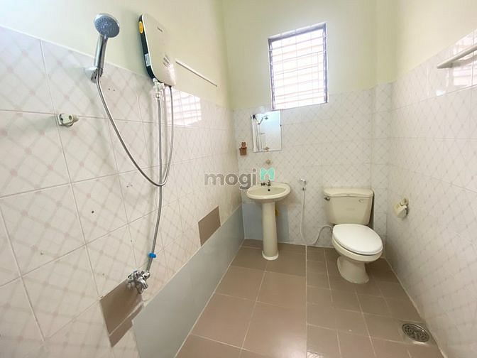 Hình ảnh Căn Hộ Ban Công Riêng ngay điểm giao Hòa Bình - Lũy Bán Bích