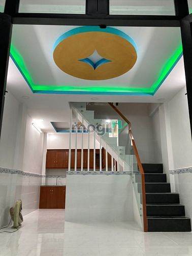 Hình ảnh nhà 2 tầng hẻm xe hơi bùi tư toàn bình tân