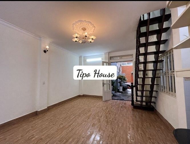 Hình ảnh Cho thuê nhà hẻm  Cách Mạng Tháng 8, Q3