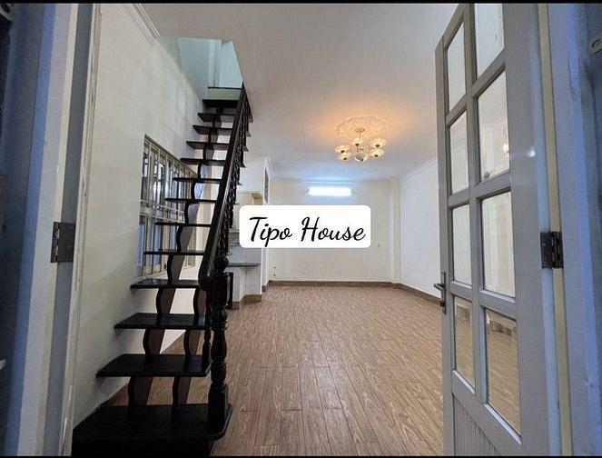 Hình ảnh Cho thuê nhà hẻm  Cách Mạng Tháng 8, Q3