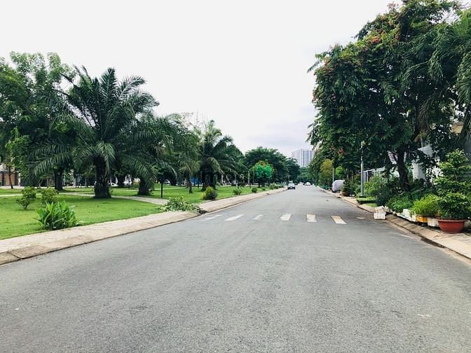 Hình ảnh Bán đất tái định cư phú mỹ q7 . giá : 10.6 tỷ .sổ hồng .