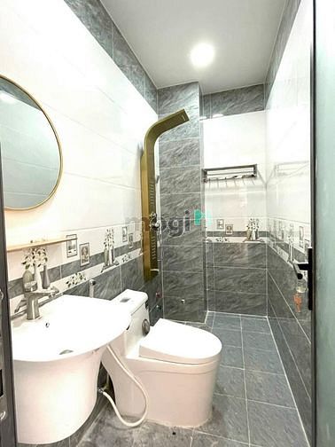 Hình ảnh Nhà 3 Lầu có Thang Máy -đường Bình Giã - DT(60m2) 12.5 Tỷ.