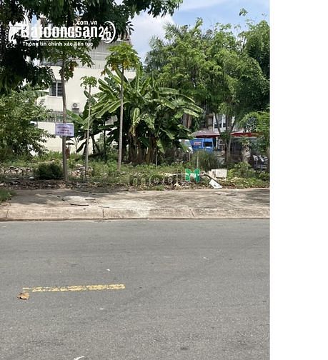 Hình ảnh Kẹt tiền cần bán gấp lô đất đường Hoàng Hữu Nam 120m2 giá 2,4 tỷ