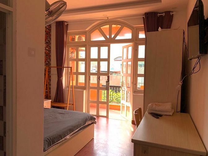 Hình ảnh CHDV Mặt Tiền Lý Chính Thắng 1PN Full Nội Thất Balcon lớn