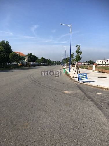 Hình ảnh Bán đất gần ngã 3 Cổng Xanh, 75m2, mặt tiền 5m chỉ 9xxTR