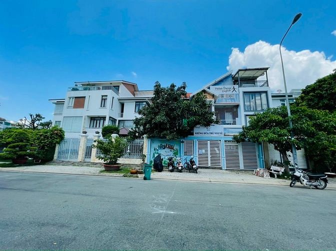 Hình ảnh Cần bán gấp đất mặt tiền lê thị chợ phú thuận q7 .gái : 10 tỷ (tl)