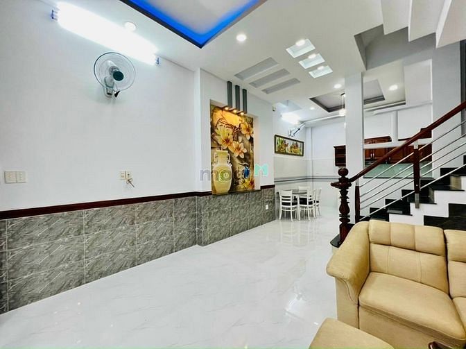 Hình ảnh Ra gấp căn nhà Nguyễn Sơn Tân Phú 42m2 2tỷ265